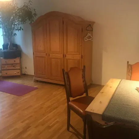 Schone Im Herzen Der Altstadt *